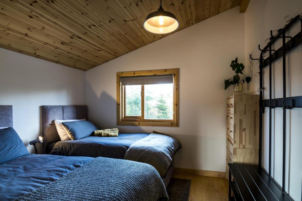 Laurel Lodge - 2 Bedroom Log Cabin - St Florence Saint Florence Exterior foto